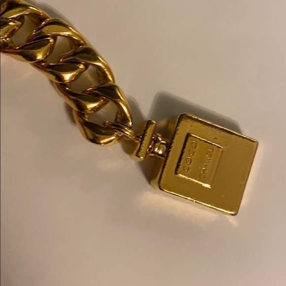 Vintage Chanel Chain Belt - Picture 4 of 7